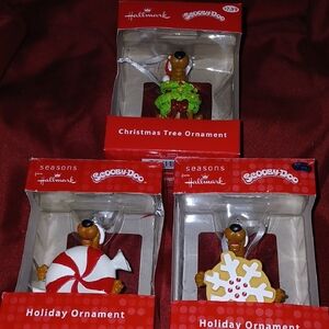 Vintage Hallmark Scooby-Doo Festive Ornament Trio - Red, Green, White